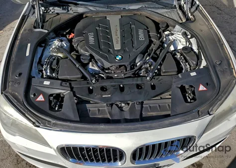 2014 BMW 750 Lxi из США, поврежденный, VIN WBAYF8C57ED652893